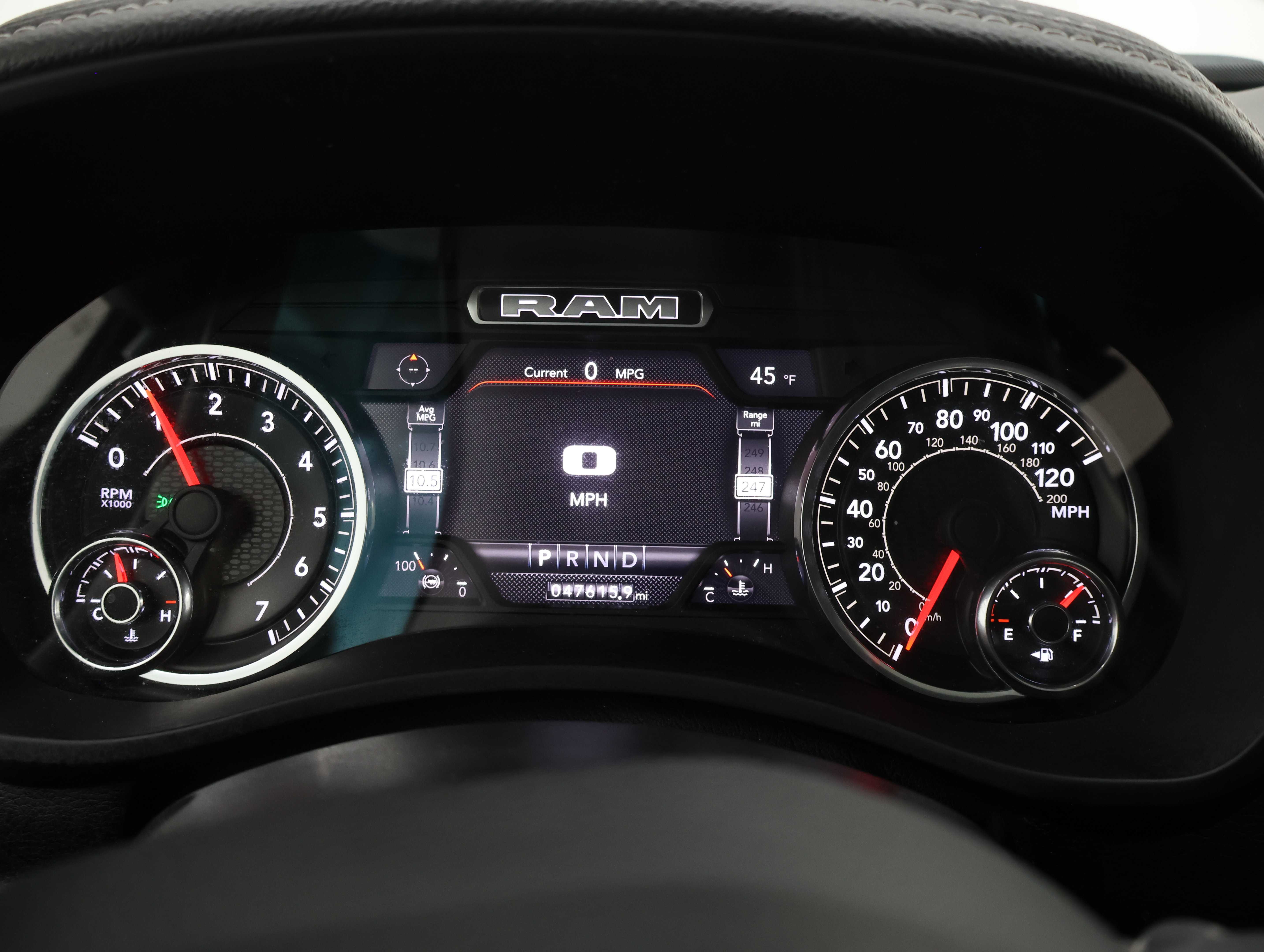 Used 2022 RAM 2500 Laramie w/ Night Edition AWD/4WD image 9