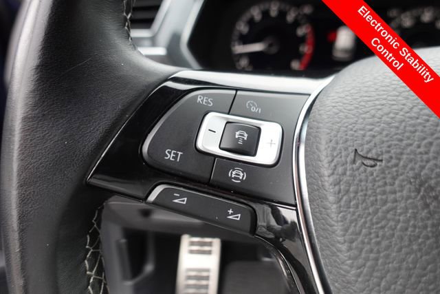 Used 2019 Volkswagen Tiguan SEL R-Line image 13