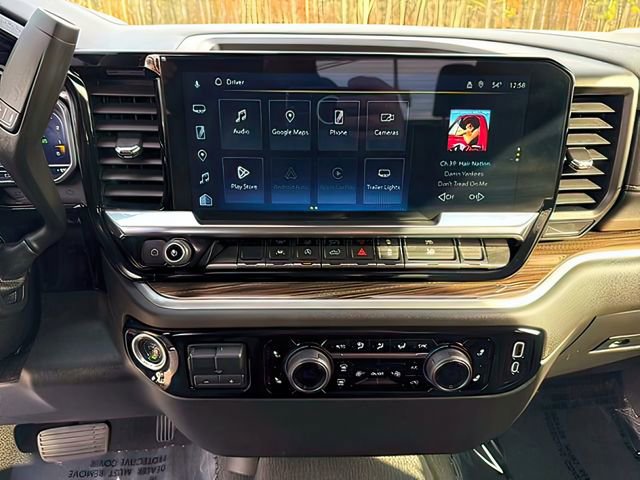 Used 2025 Chevrolet Silverado 1500 LT AWD/4WD image 23