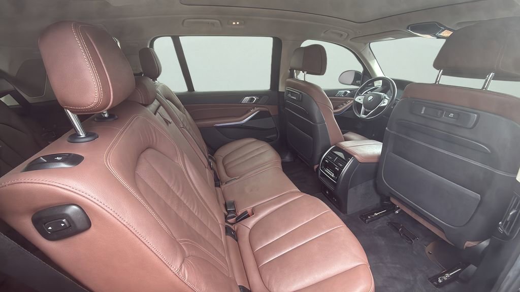 Used 2020 BMW X7 xDrive40i w/ Premium Package image 13