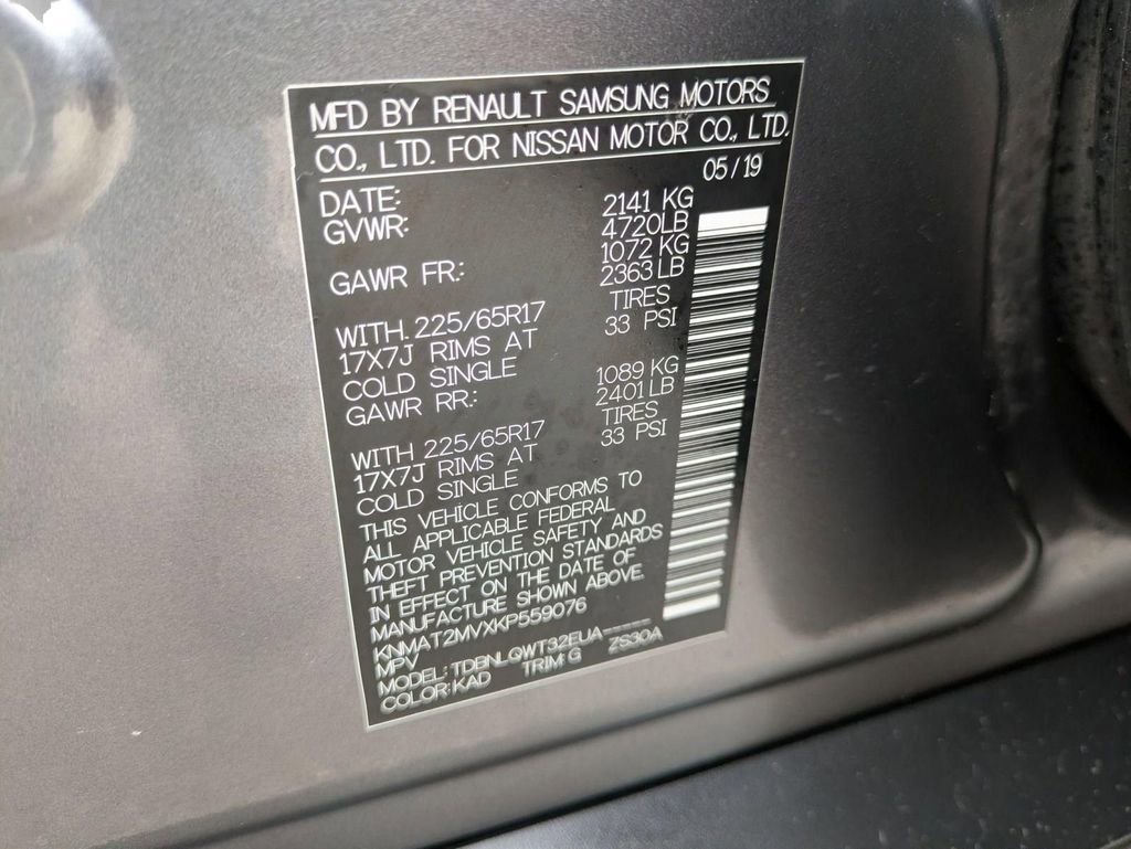 Used 2019 Nissan Rogue SV image 32