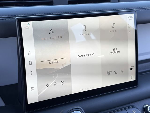 Used 2025 Land Rover Defender 110 X-Dynamic SE image 13