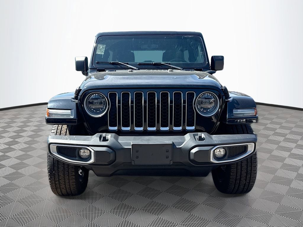 Used 2021 Jeep Wrangler Unlimited Sahara w/ Cold Weather Group AWD/4WD video 2