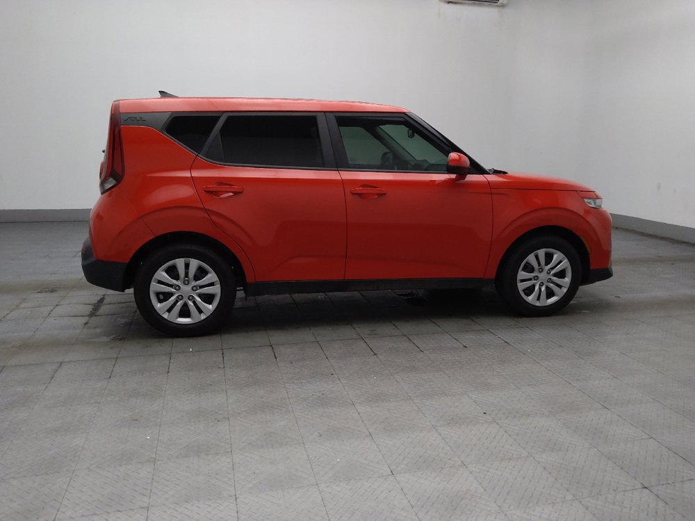 Used 2020 Kia Soul LX FWD image 10