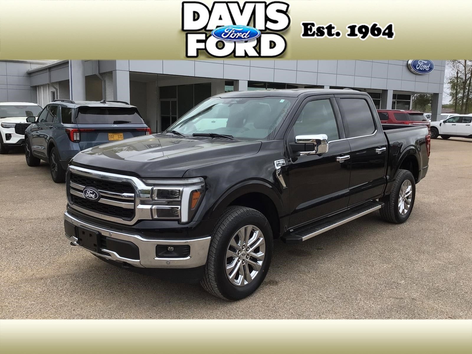 New 2026 Ford F150 Lariat w/ Equipment Group 501A Mid