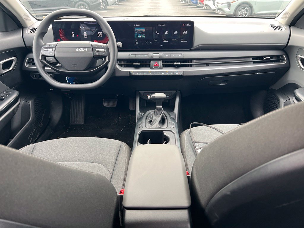 Certified 2025 Kia K4 FWD image 10