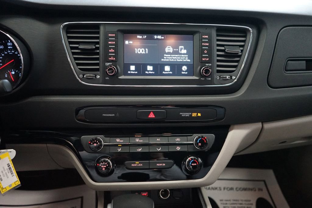 Used 2021 Kia Sedona LX image 7