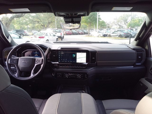 Used 2025 Chevrolet Silverado 2500 ZR2 w/ Technology Package image 19