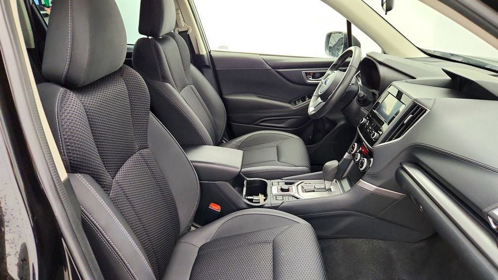 Used 2022 Subaru Forester Premium AWD/4WD image 24