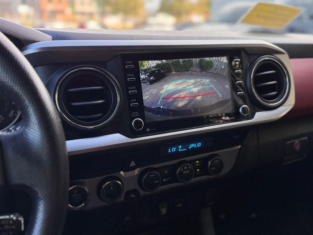 Used 2023 Toyota Tacoma SR5 AWD/4WD image 13