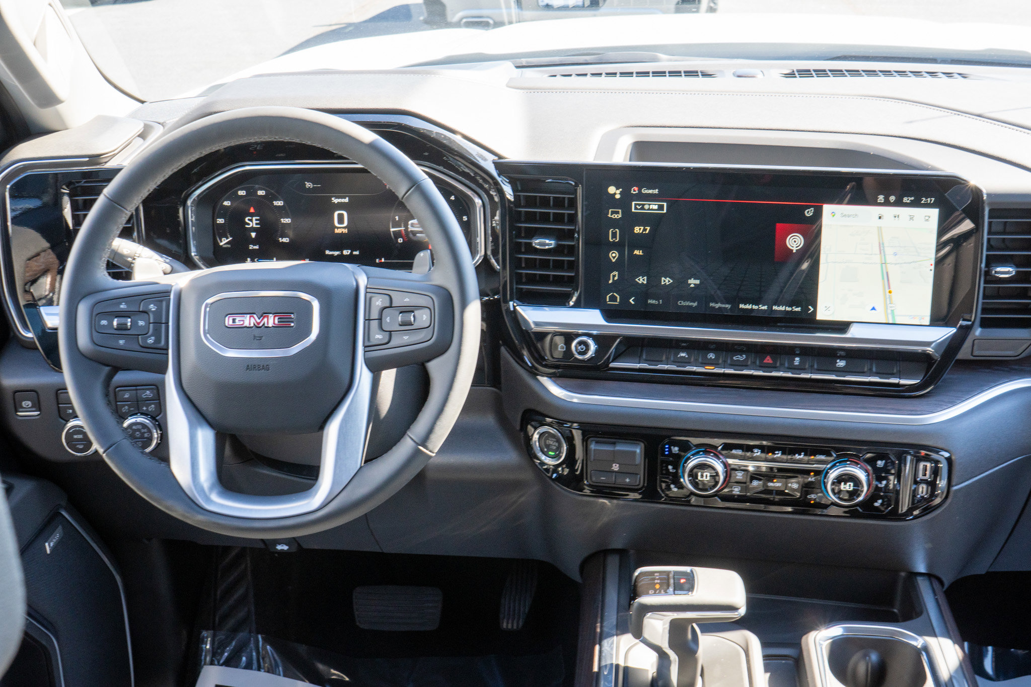 New 2026 GMC Sierra 1500 SLT w/ SLT Premium Package image 11