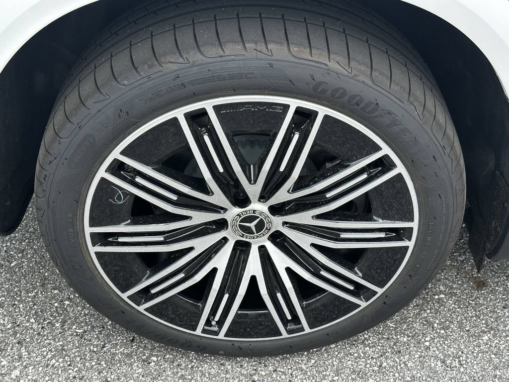New 2026 Mercedes-Benz EQE 320 4MATIC SUV image 20