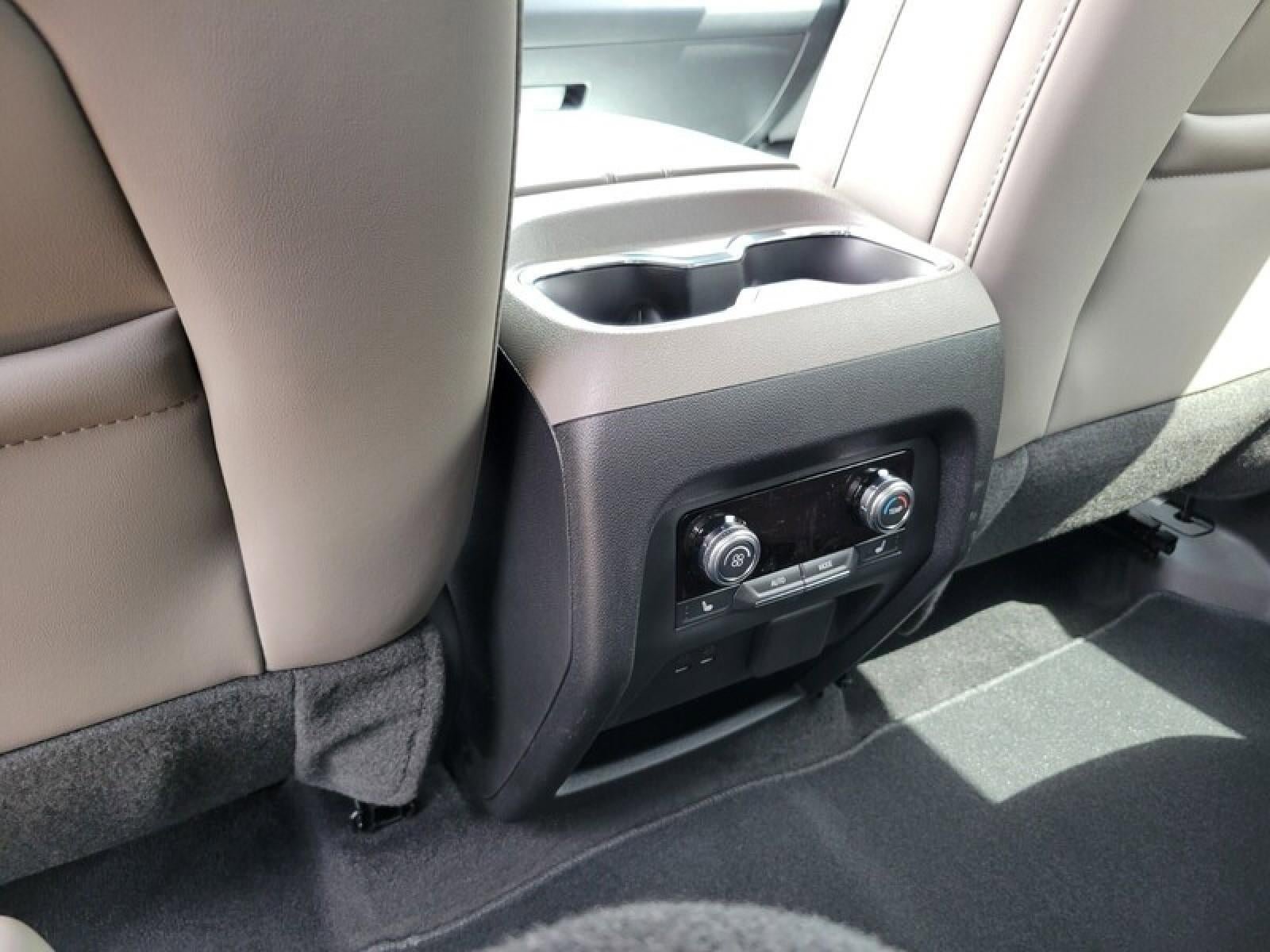 New 2026 GMC Acadia Elevation w/ Elevation Premium Package FWD image 31