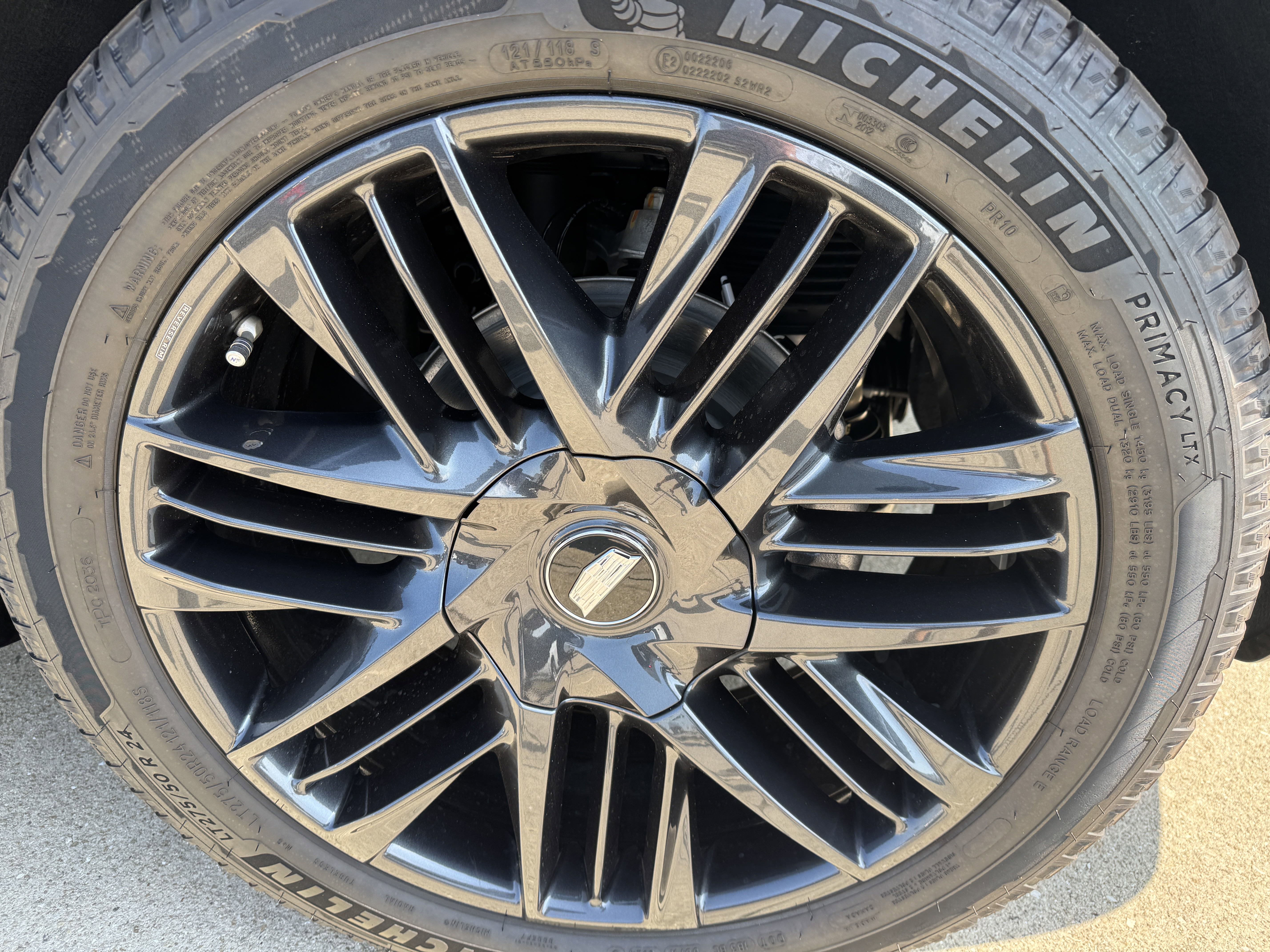 New 2025 Cadillac Escalade IQ Sport 2 image 32