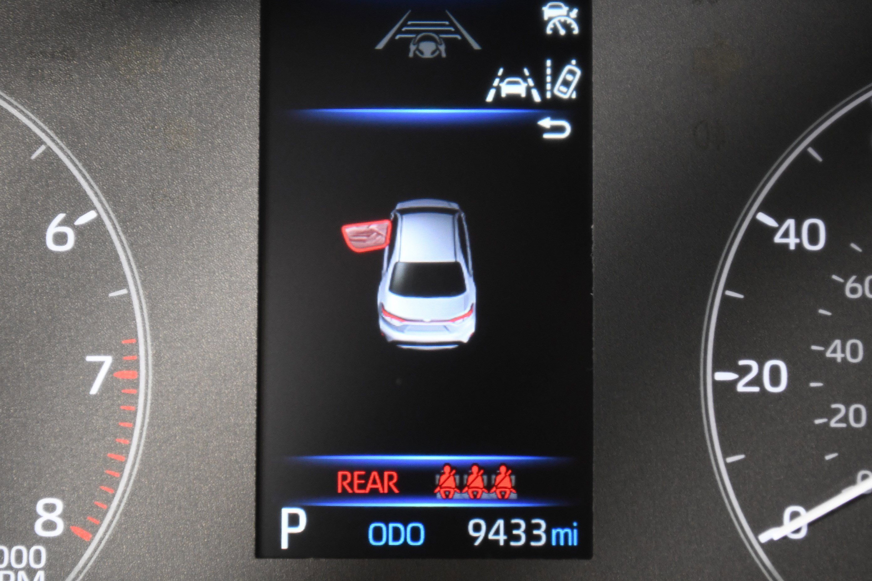 Used 2025 Toyota Corolla LE image 15