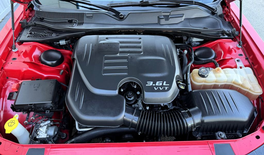 Used 2017 Dodge Challenger SXT w/ Super Sport Group (SS/T) RWD image 21