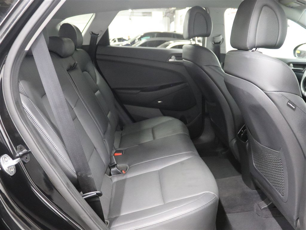 Used 2018 Hyundai Tucson Limited AWD/4WD image 19