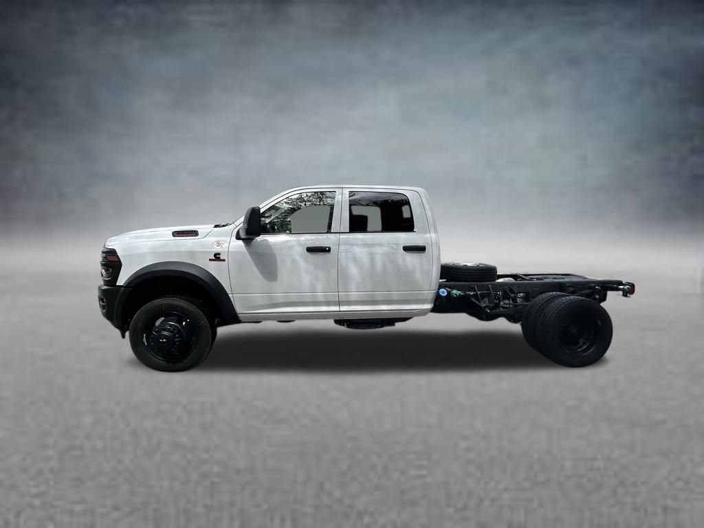 Used 2025 RAM 5500 Tradesman AWD/4WD image 4