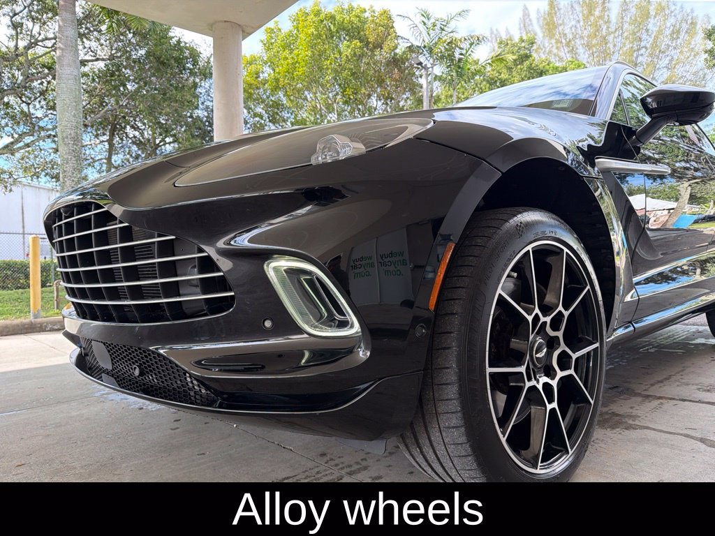Used 2021 Aston Martin DBX AWD/4WD image 18