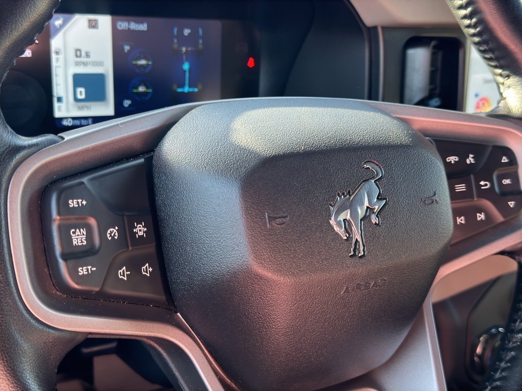 Used 2023 Ford Bronco Wildtrak image 29