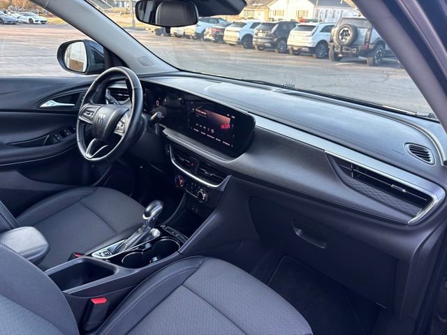 Used 2024 Buick Encore GX Preferred w/ Comfort Package image 21
