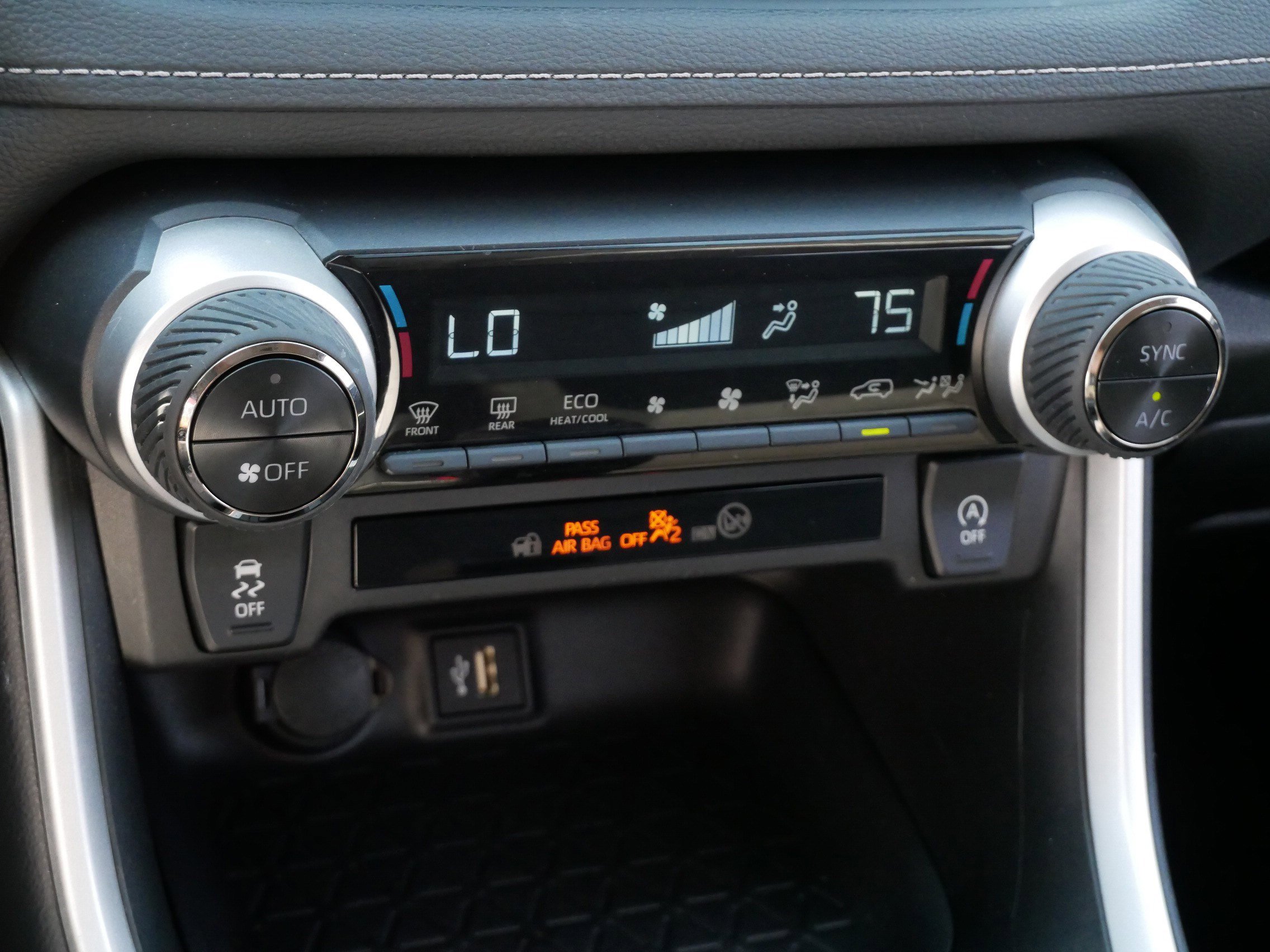 Certified 2025 Toyota RAV4 XLE AWD/4WD image 23