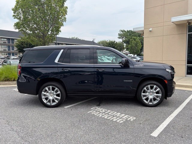 Used 2021 Chevrolet Tahoe High Country w/ Premium Package AWD/4WD image 9
