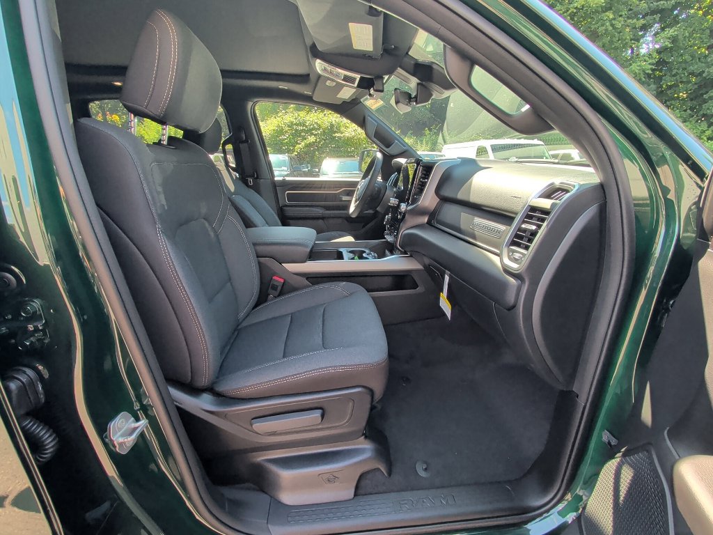 New 2026 RAM 1500 Big Horn AWD/4WD image 15
