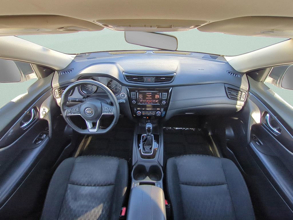 Used 2018 Nissan Rogue SV AWD/4WD image 11