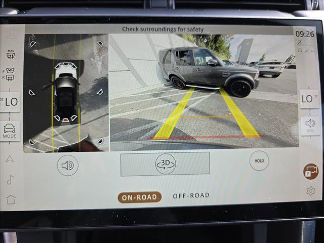 Certified 2024 Land Rover Discovery Sport Dynamic SE image 25