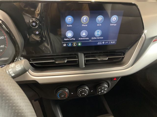 New 2026 Chevrolet Trax RS w/ Sunroof Package image 21