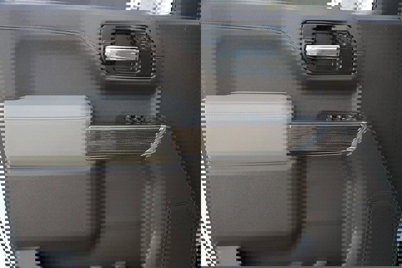 Used 2020 Chevrolet Silverado 1500 LT image 9