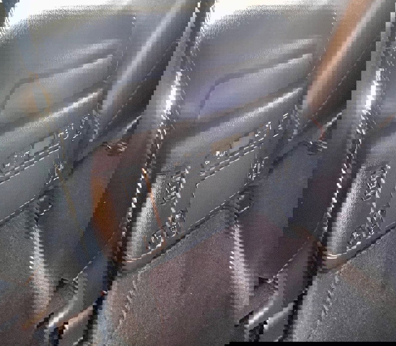 Used 2019 Nissan Armada Platinum w/ Captain's Chairs Package image 18