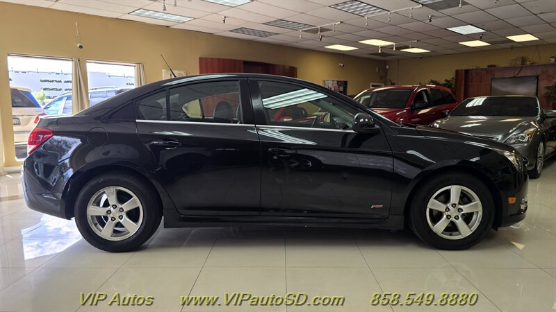 Used 2012 Chevrolet Cruze LT w/ RS Package FWD image 5