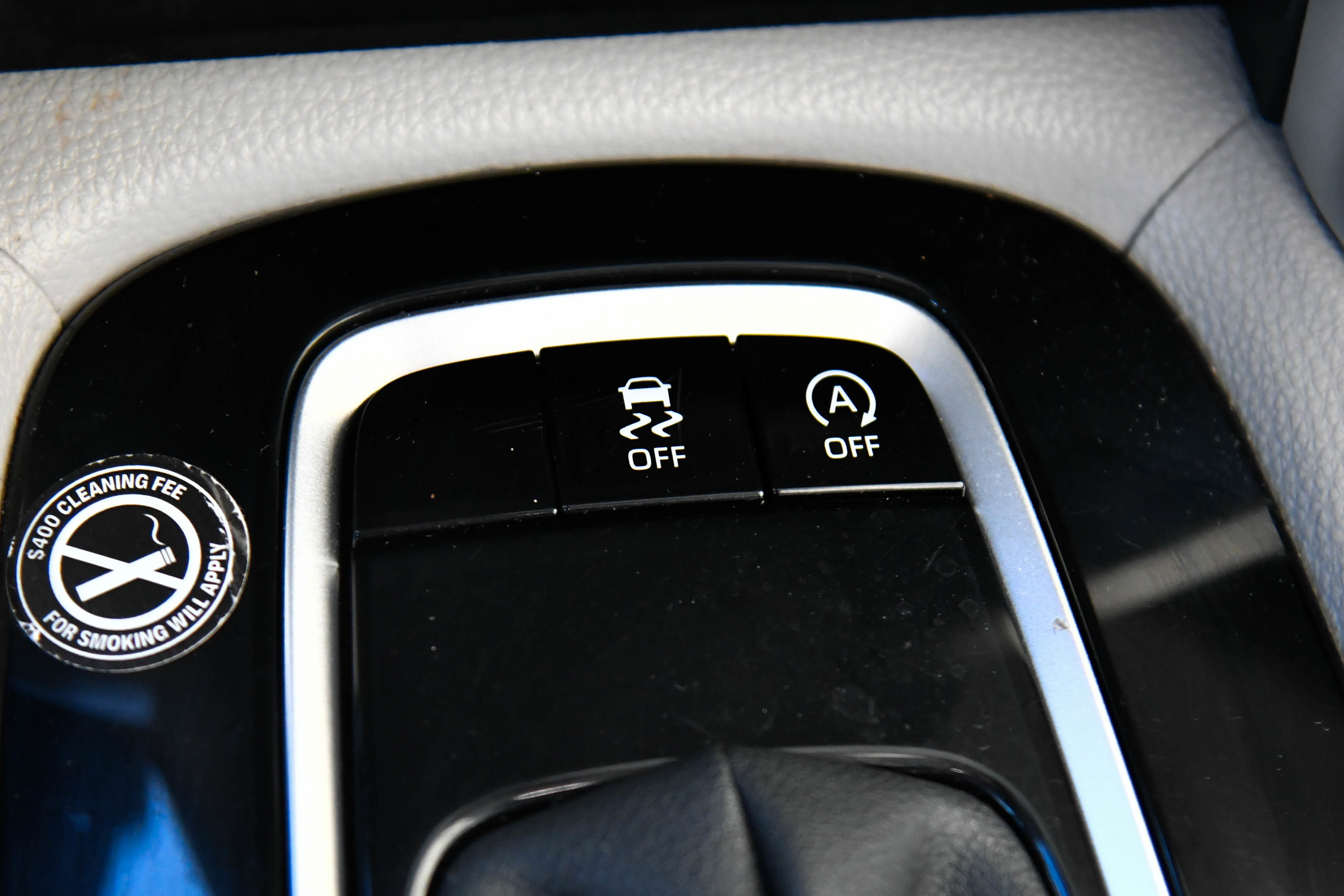 Used 2024 Toyota Corolla Cross L image 25