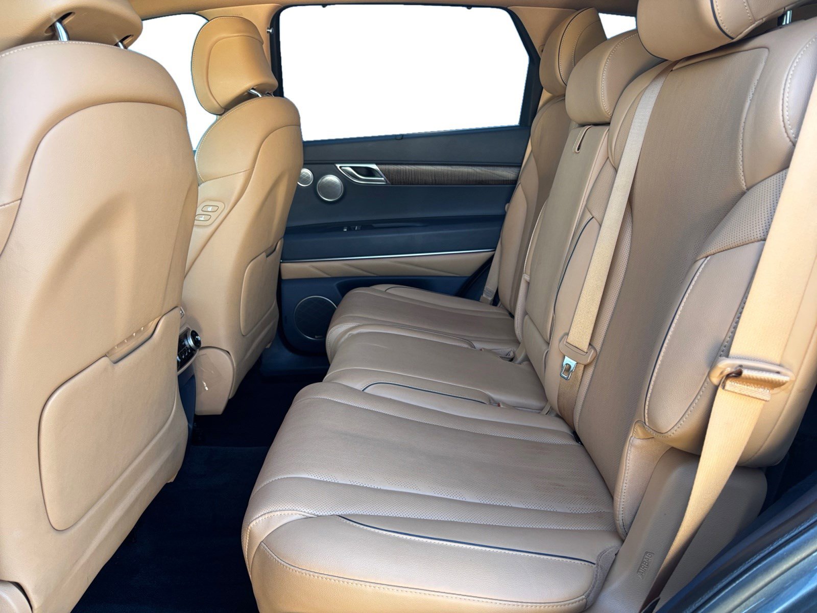 Used 2023 Genesis GV80 2.5T w/ Prestige 20" Package image 13