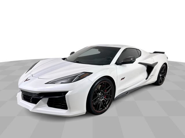 Used 2023 Chevrolet Corvette Z06 RWD image 4
