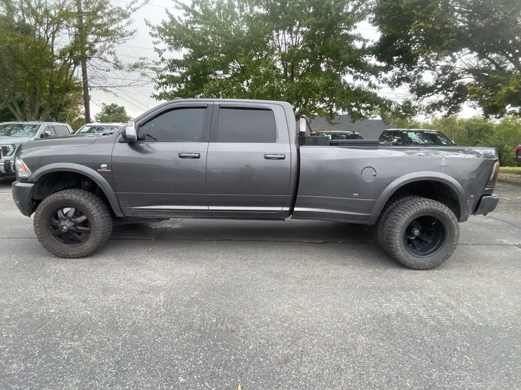 Used 2017 RAM 3500 Laramie AWD/4WD image 6