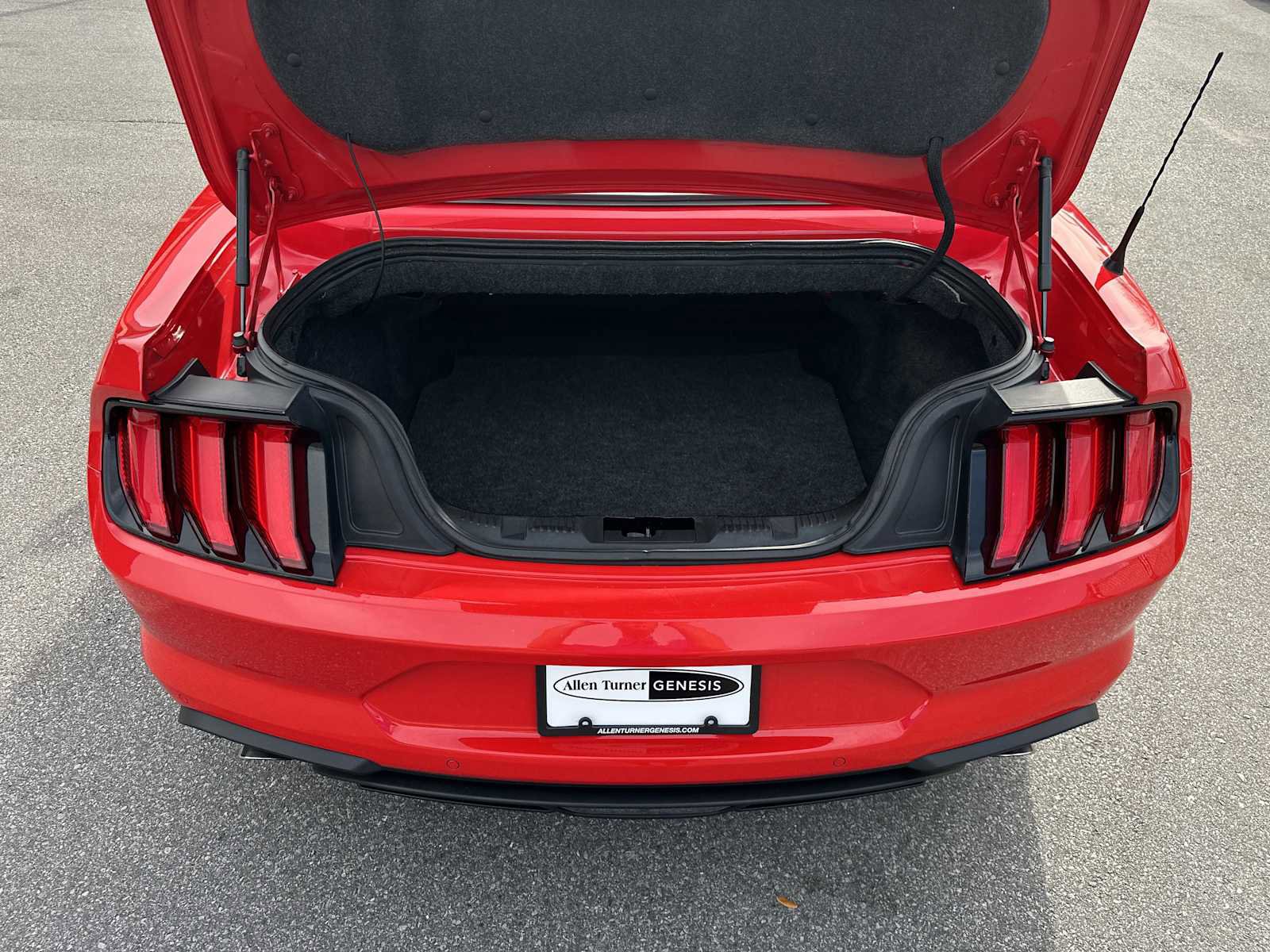 Used 2021 Ford Mustang Premium image 21