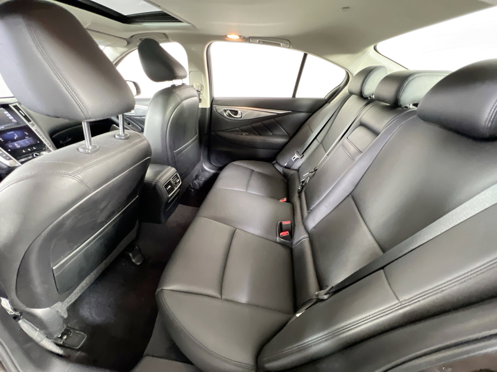 Used 2017 INFINITI Q50 3.0t Premium w/ 3.0T Premium Plus Package image 24