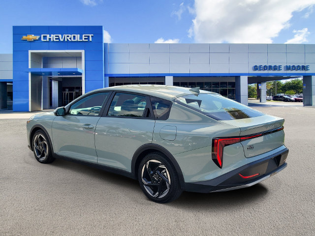 Used 2025 Kia K4 EX FWD image 3