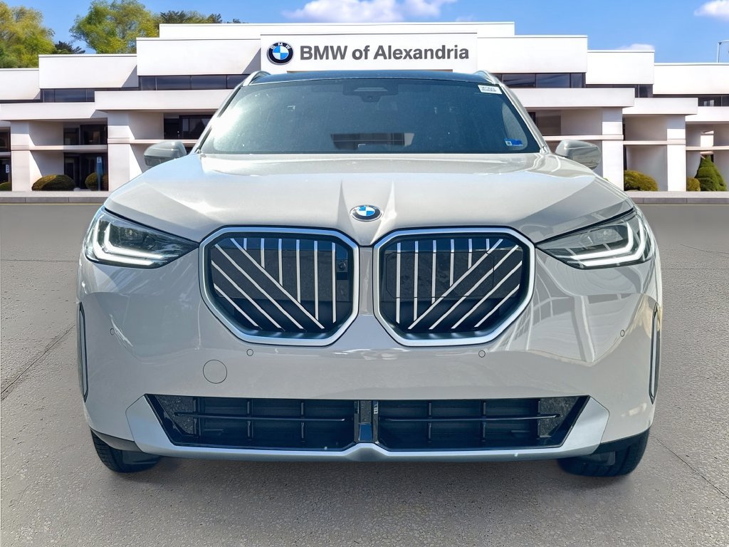 New 2026 BMW X3 xDrive30i w/ Premium Package AWD/4WD image 2
