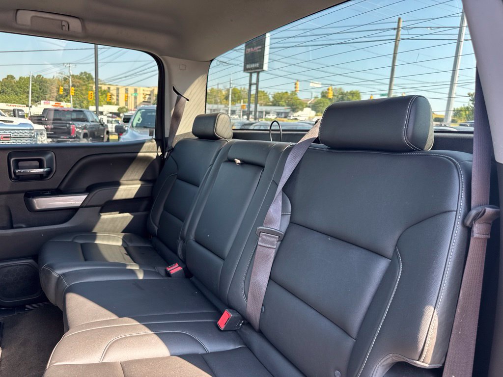Used 2017 Chevrolet Silverado 1500 LT w/ All Star Edition AWD/4WD image 26