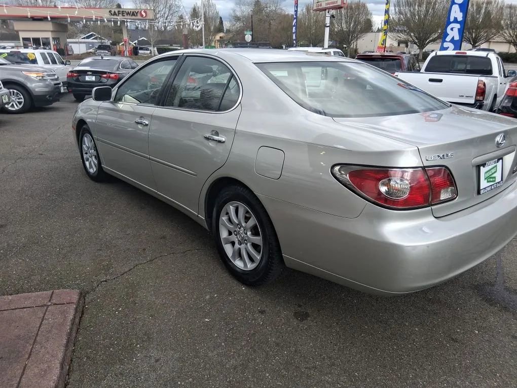 Used 2004 Lexus ES 330 image 6