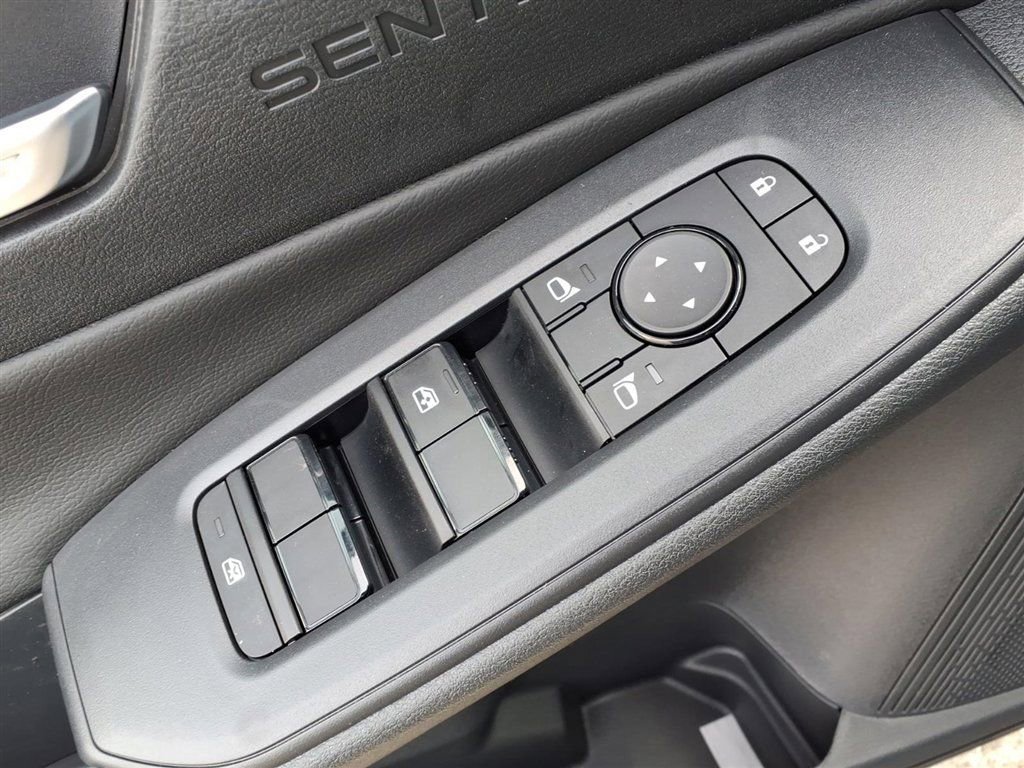 New 2026 Nissan Sentra SV image 19