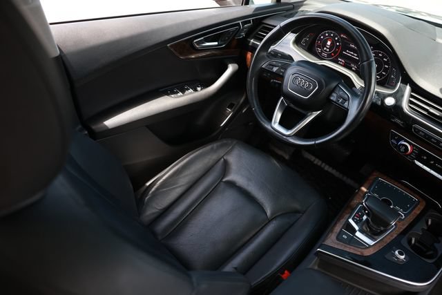 Used 2018 Audi Q7 3.0T Prestige w/ Prestige Package AWD/4WD image 23