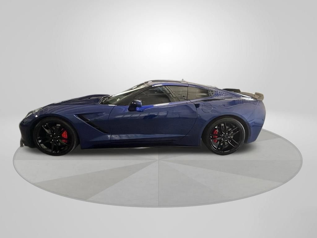 Used 2018 Chevrolet Corvette Stingray Coupe w/ Carbon Flash Badge Package RWD image 4