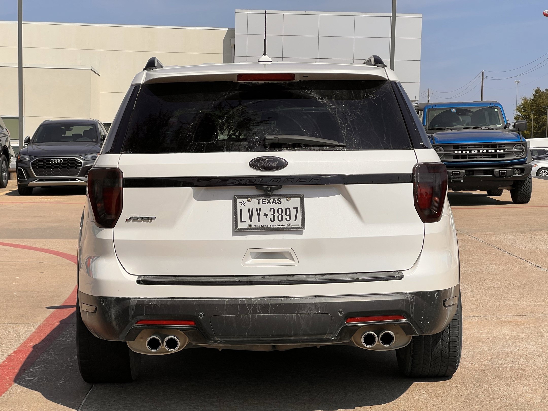 Used 2018 Ford Explorer Sport w/ Equipment Group 401A AWD/4WD image 4