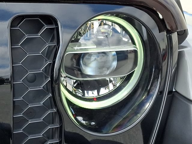 Used 2022 Jeep Gladiator Sport AWD/4WD image 12