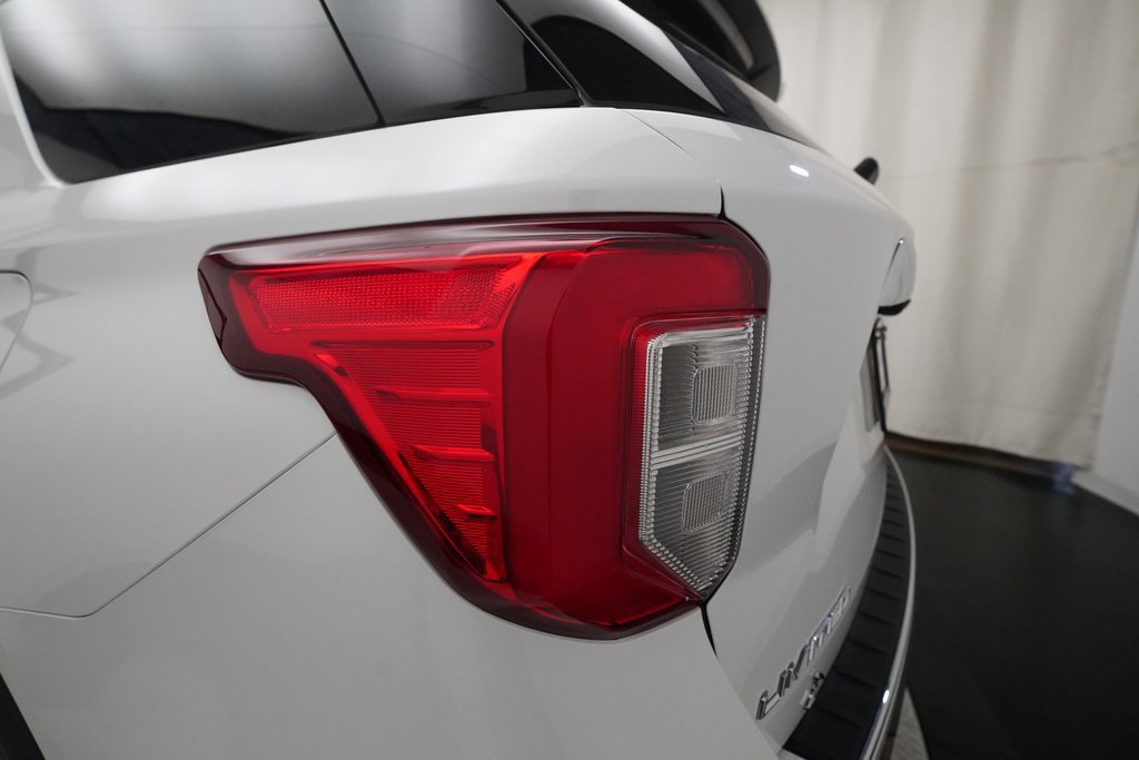 Used 2023 Ford Explorer Limited w/ Equipment Group 301A image 33